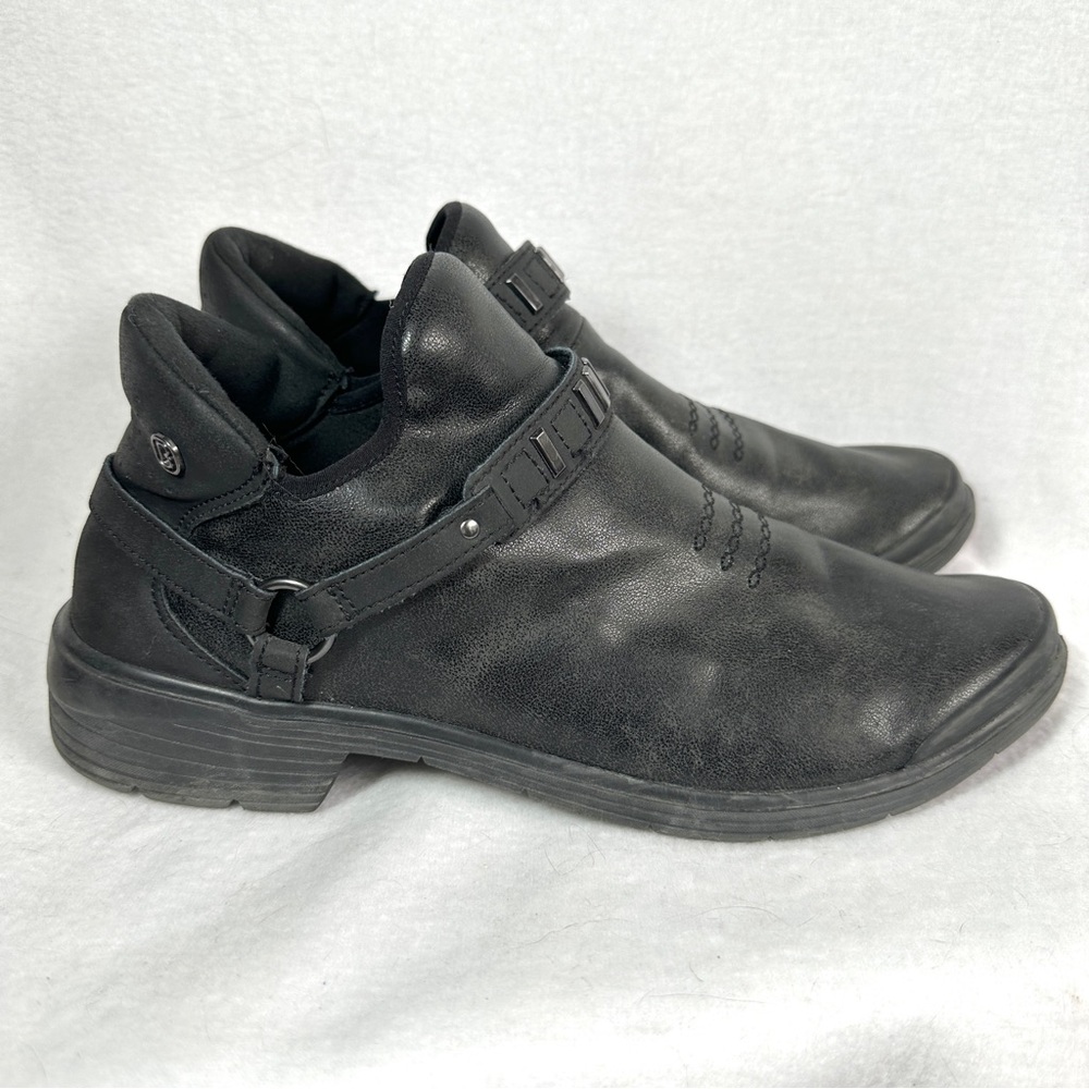 BZees Barista Biker Booties Shoes 10 10M Vegan Black Ankle Boots Slip On